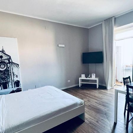 Central Station Apartment Bari Luaran gambar